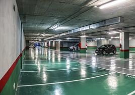 Tramo del parking subterráneo abierto al público correspondiente a la estación de autobuses y con acceso directo a la misma.