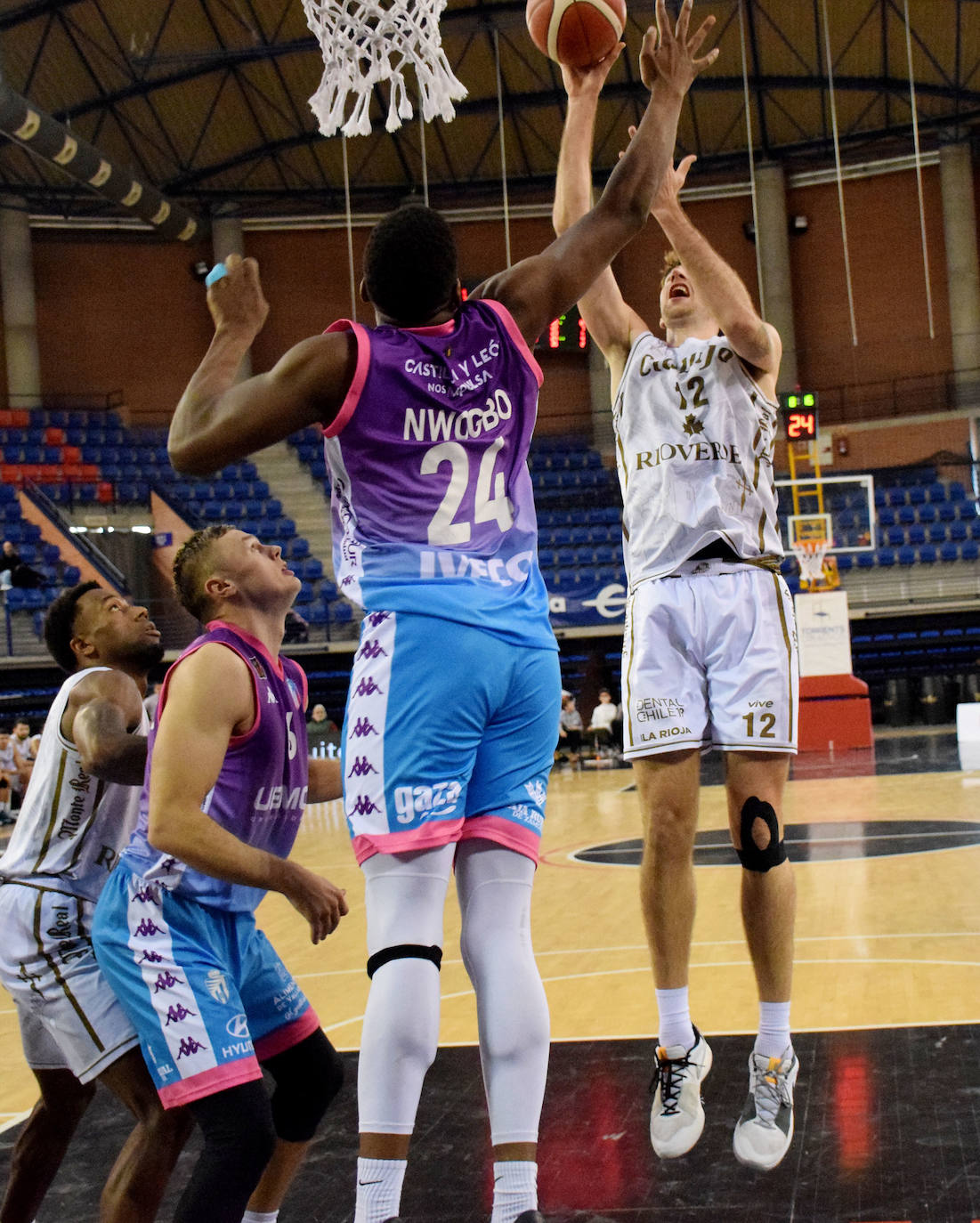 El Clavijo pierde ante el Valladolid