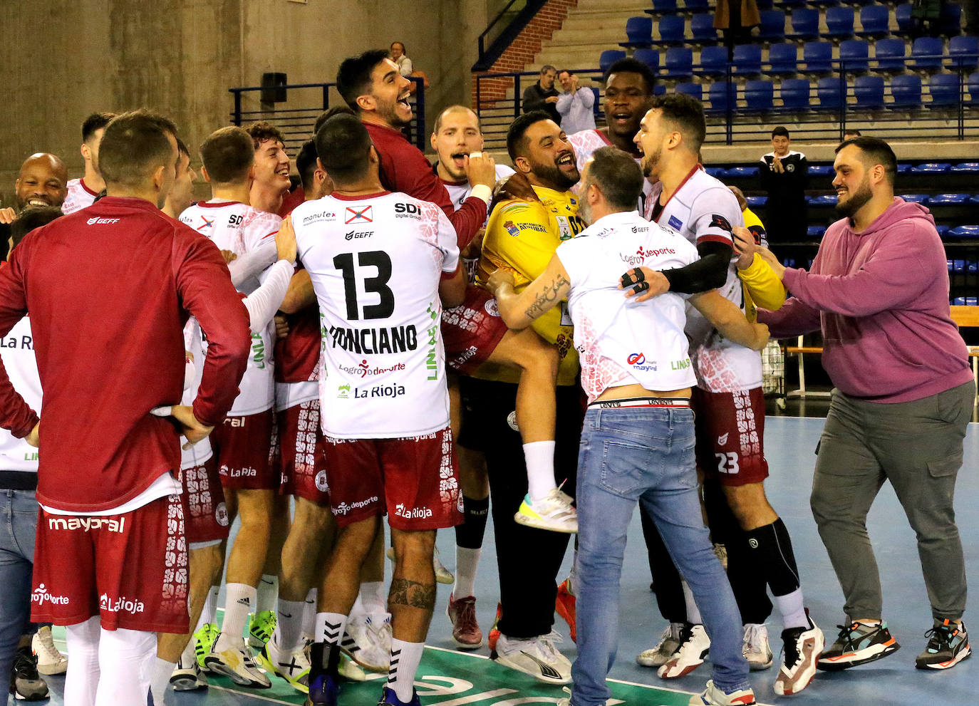 Las imágenes del Ciudad de Logroño-Ademar de León