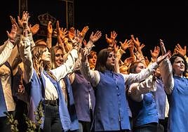 Una imagen de archivo del concurso nacional de villancicos, que hoy, sábado, volverá a llenar de música navideña el Teatro Avenida.