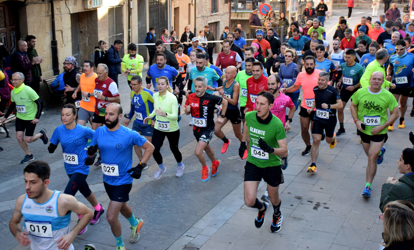 Las imágenes de la carrera popular Virgen de la Esperanza disputada en Cenicero