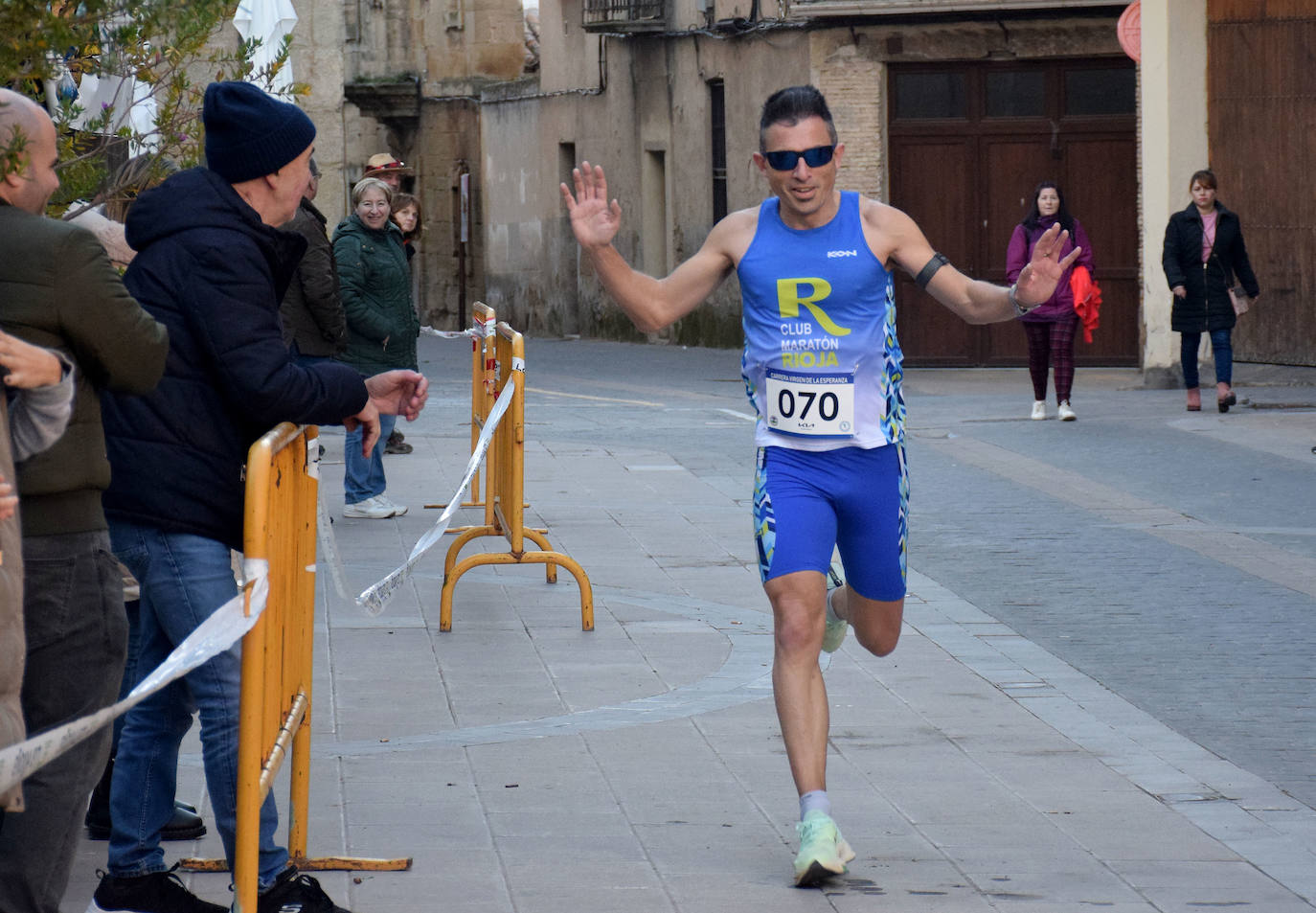 Las imágenes de la carrera popular Virgen de la Esperanza disputada en Cenicero