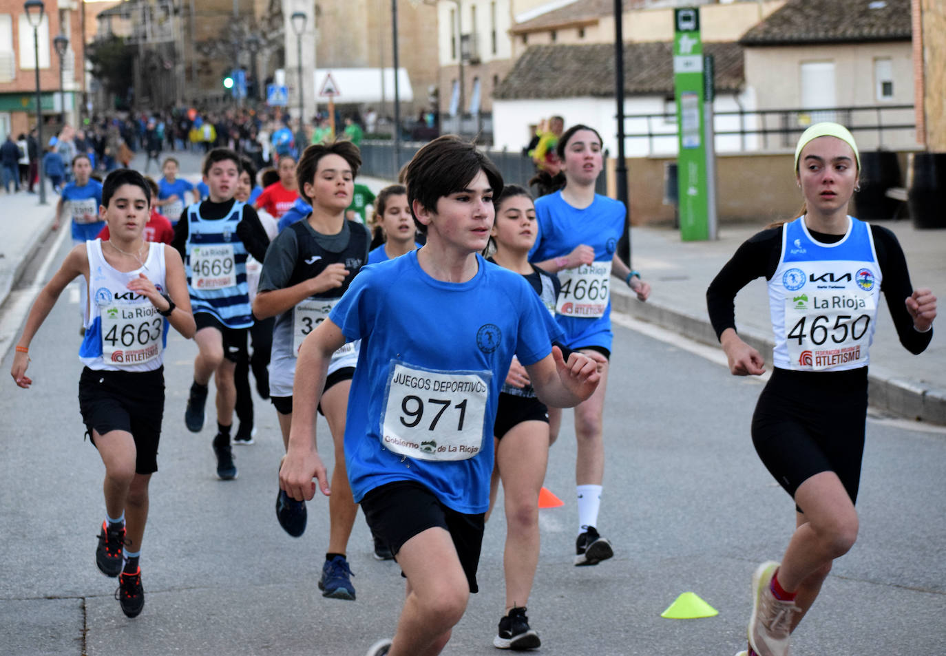 Las imágenes de la carrera popular Virgen de la Esperanza disputada en Cenicero