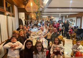 La familia Rodríguez Pérez, 'los Carreños' en Viguera, juntaron a 60 personas en el restaurante El Refugio en Nochebuena y también este lunes.