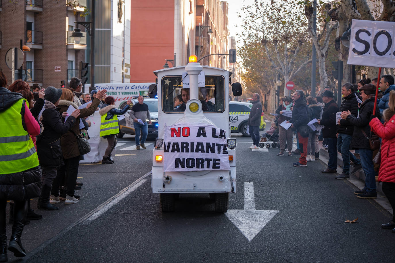 Cuatrocientos rinconeros rechazan la variante norte en El Espolón logroñés