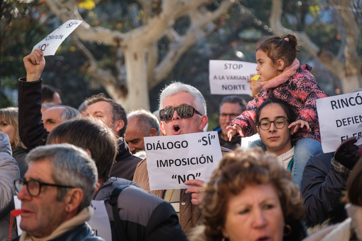 Cuatrocientos rinconeros rechazan la variante norte en El Espolón logroñés