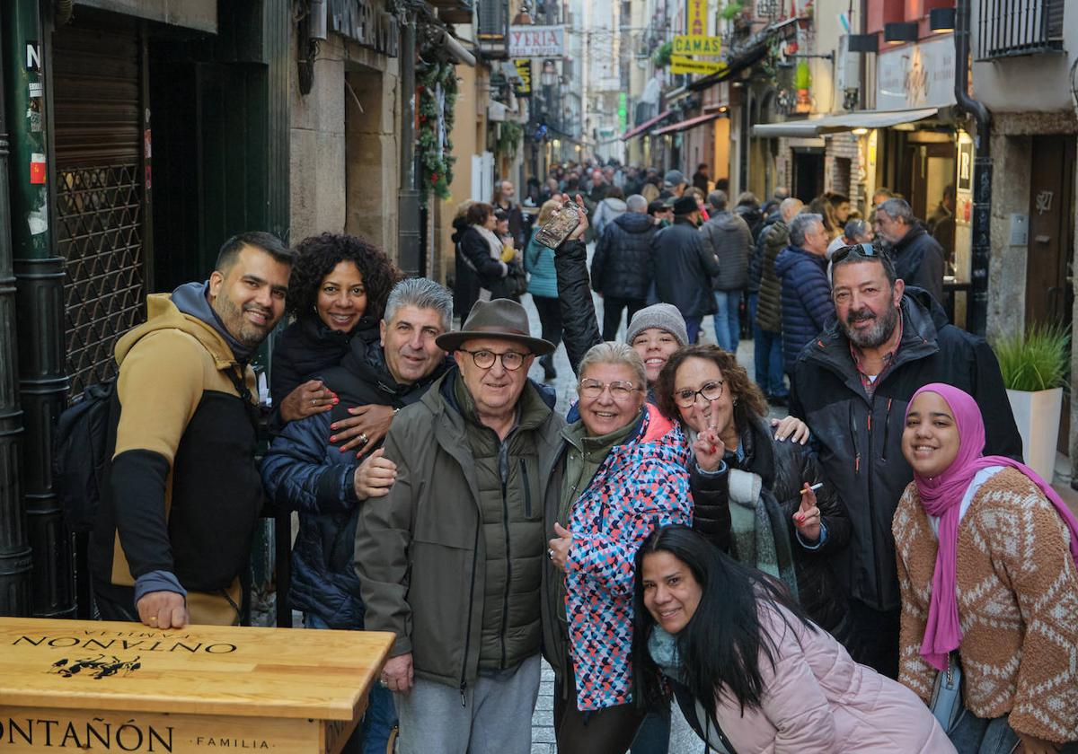 Ambiente en las calles Laurel y San Juan