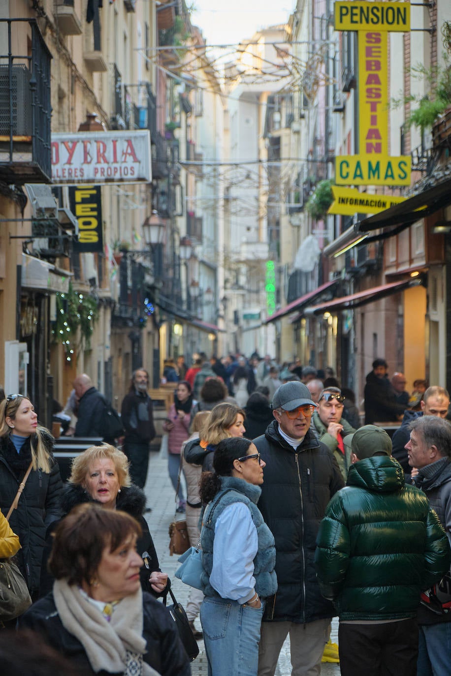 Ambiente en las calles Laurel y San Juan