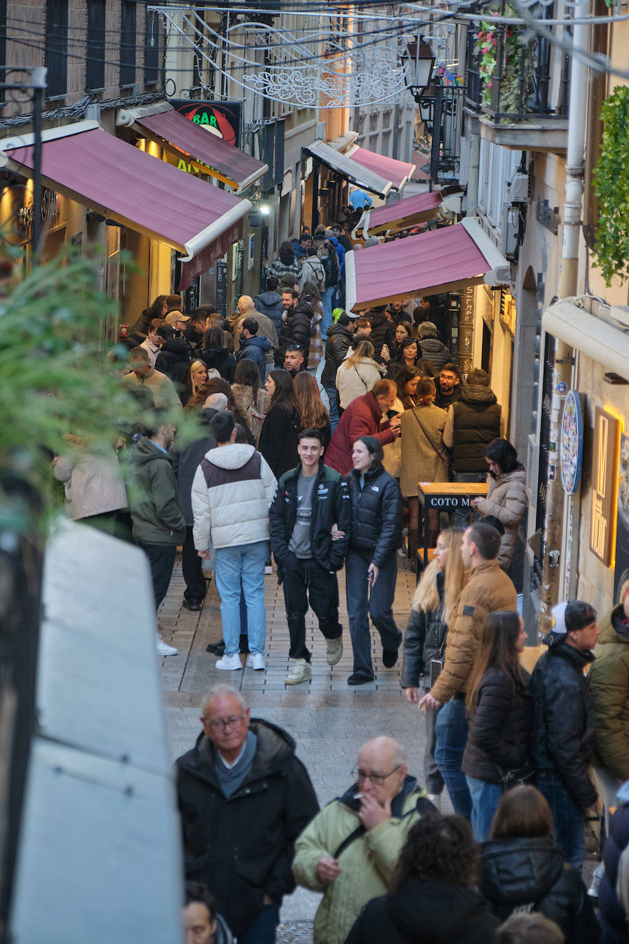 Ambiente en las calles Laurel y San Juan