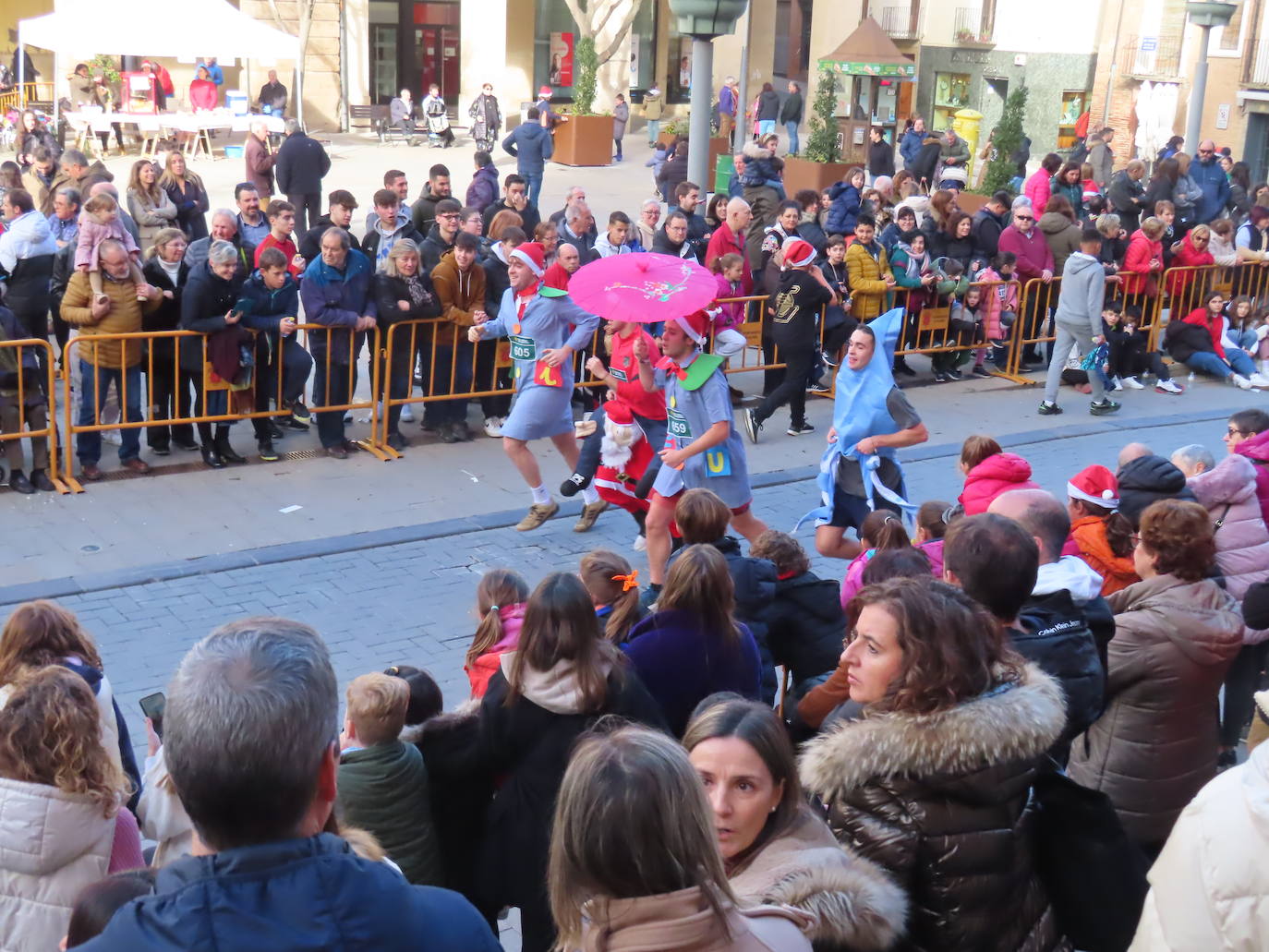 Fotos: Todas las fotos de la San Silvestre alfareña