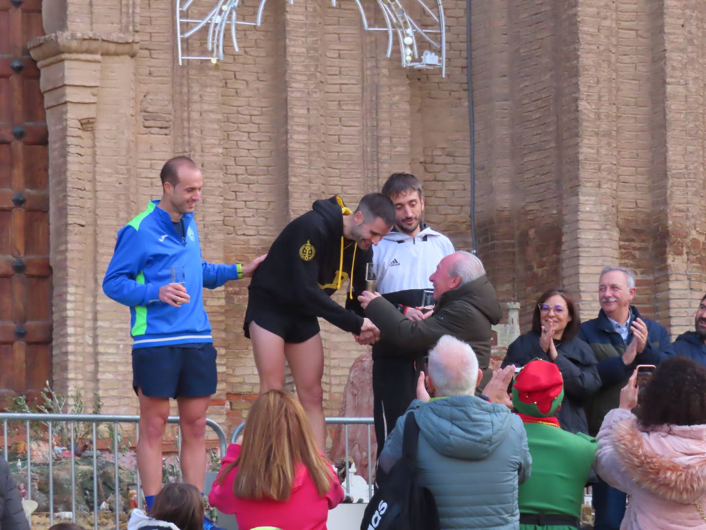 Fotos: Todas las fotos de la San Silvestre alfareña