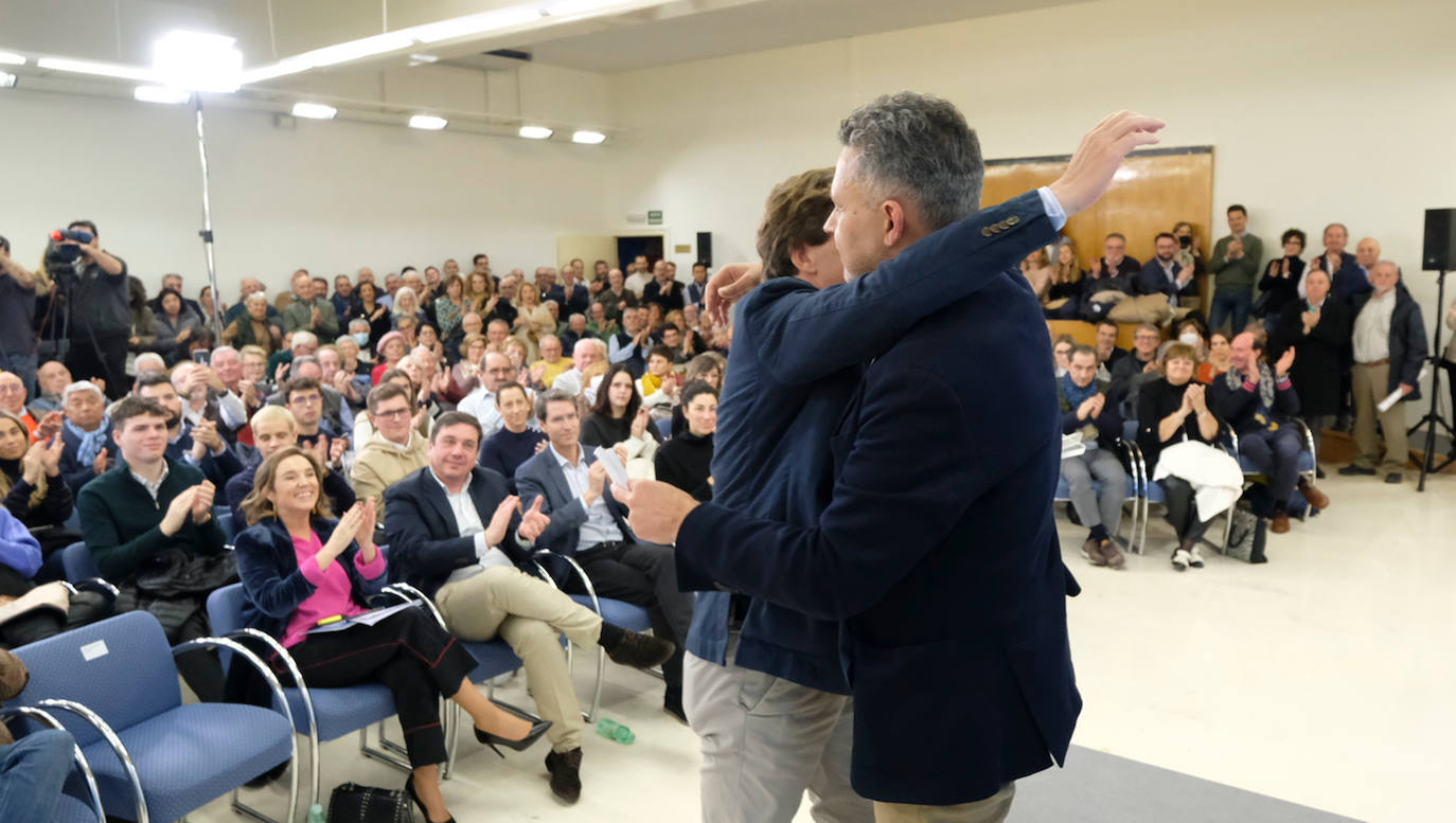 Fotos: Almeida y Gamarra acompañan a Conrado Escobar en su presentación como candidato a la Alcaldía de Logroño