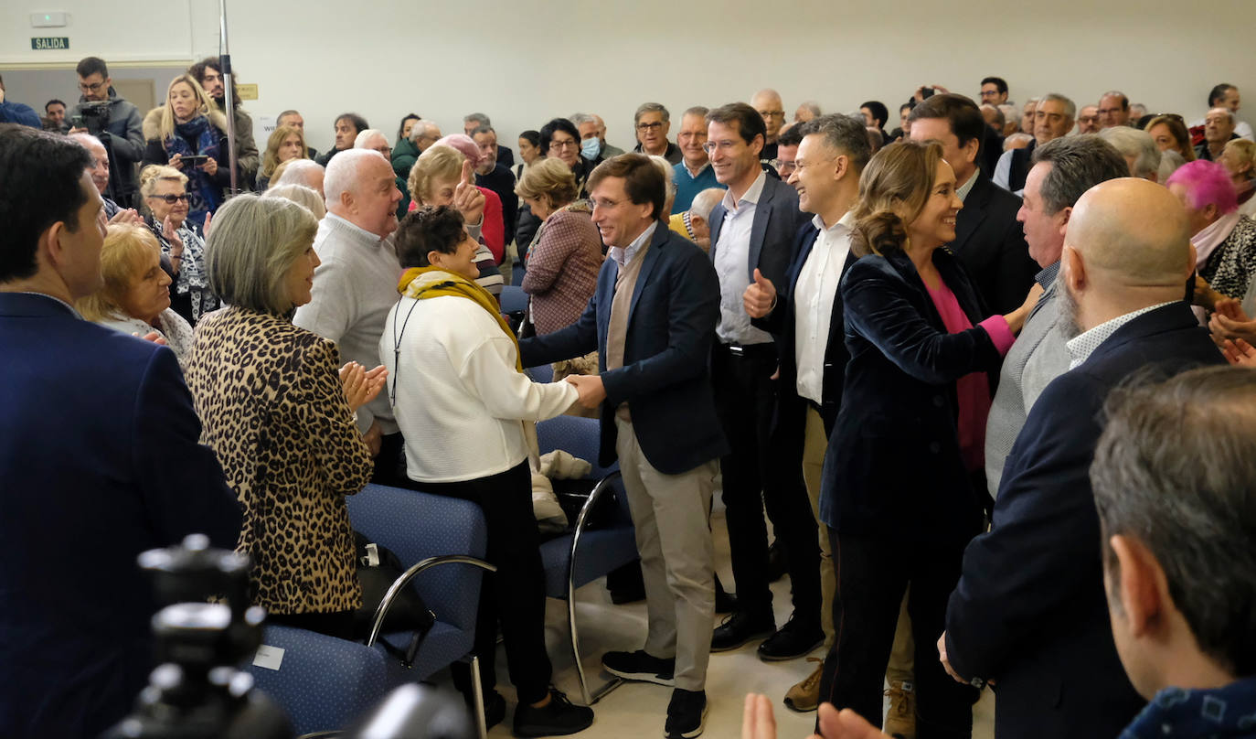 Fotos: Almeida y Gamarra acompañan a Conrado Escobar en su presentación como candidato a la Alcaldía de Logroño