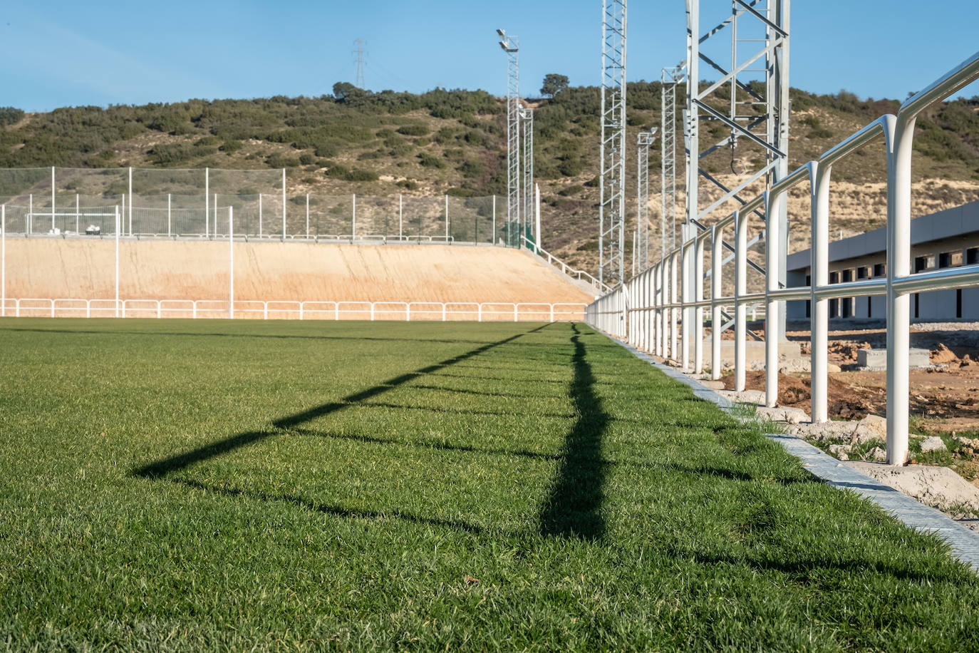 Fotos: Félix Revuelta visita las obras de la ciudad deportiva