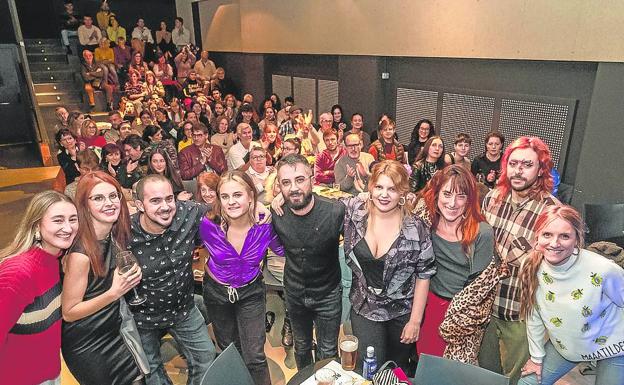 La Sala Negra acogió anoche una exhibición de Poetry Slam.