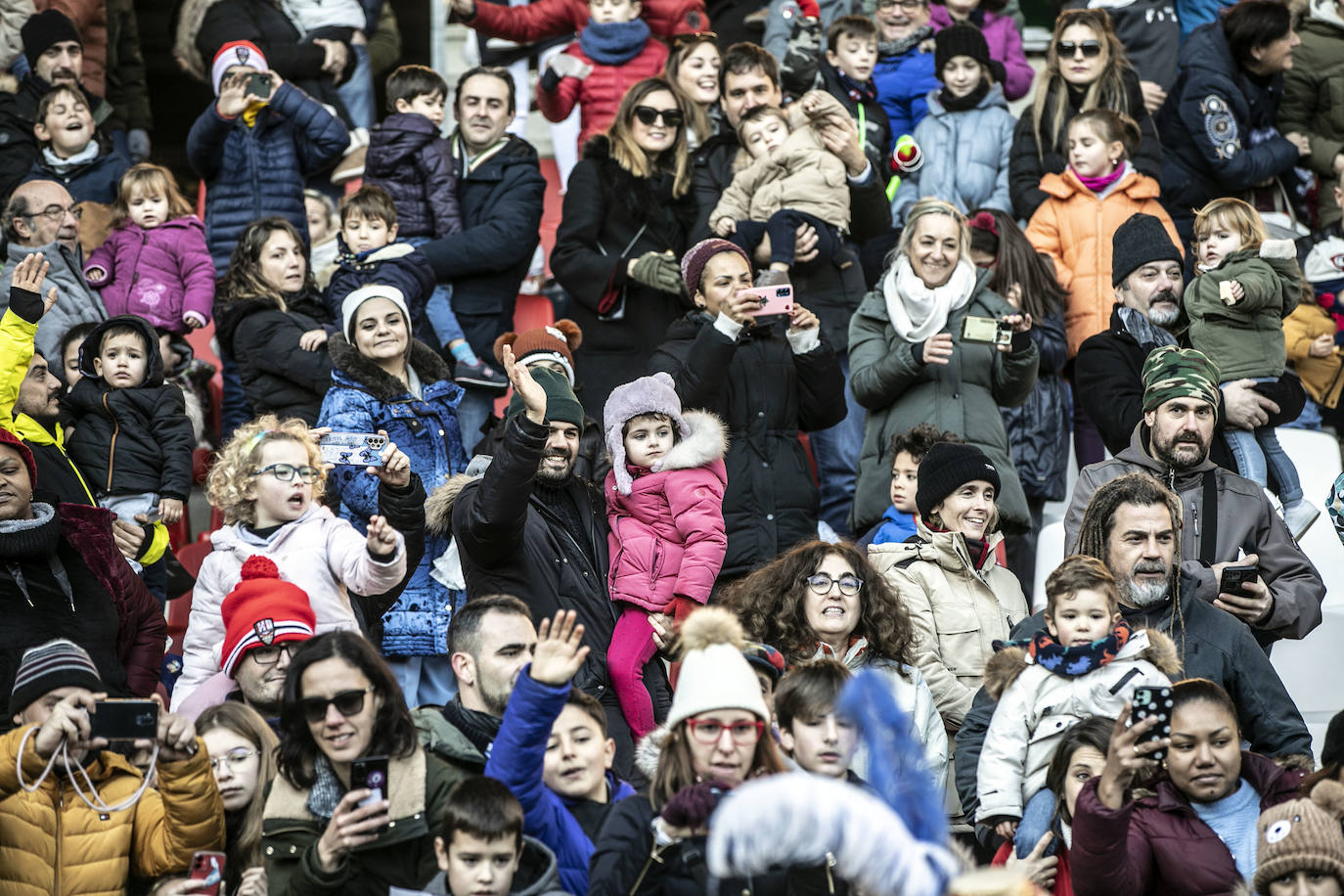 Fotos: Los Reyes Magos llegan a Logroño