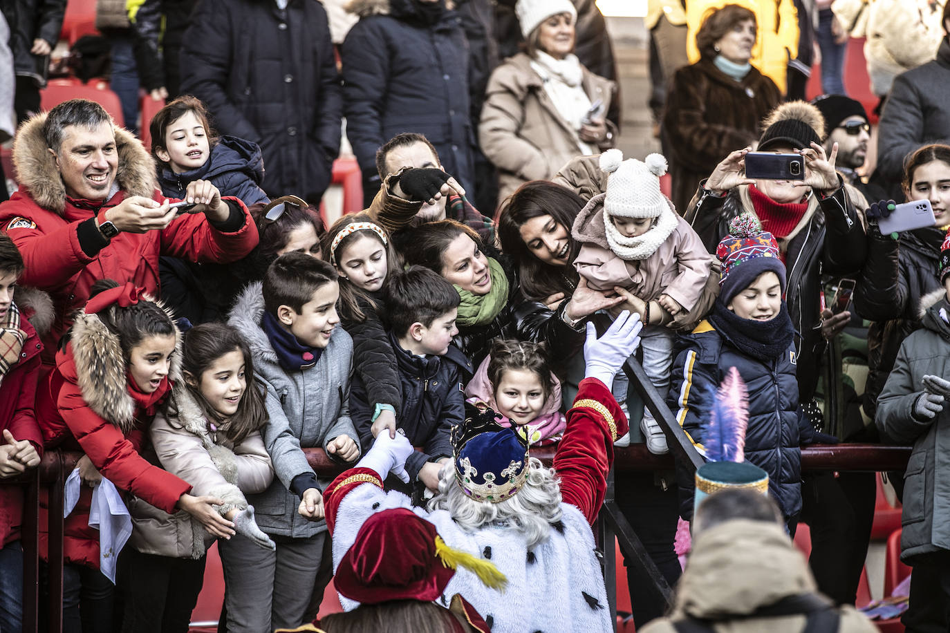 Fotos: Los Reyes Magos llegan a Logroño