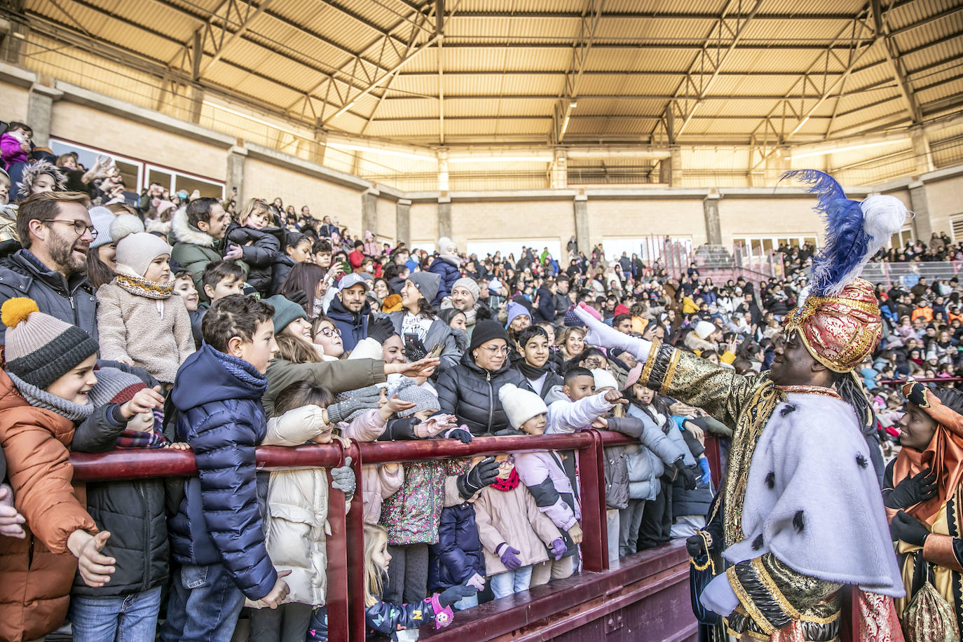 Fotos: Los Reyes Magos llegan a Logroño