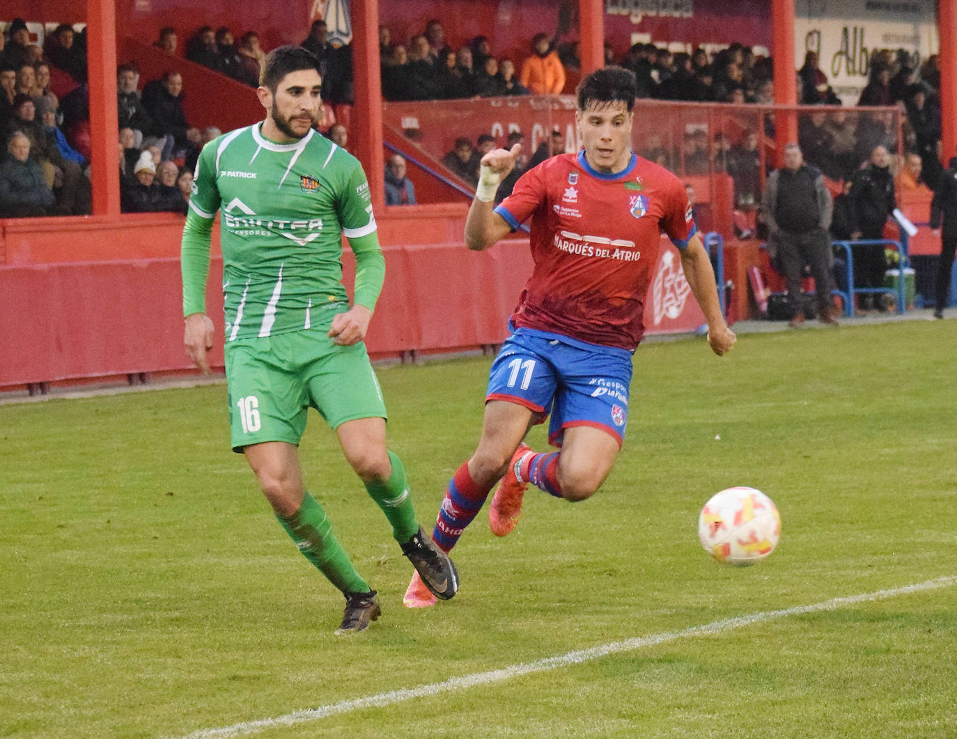 Fotos: Las imágenes del partido entre el CD Calahorra y el Cornellá