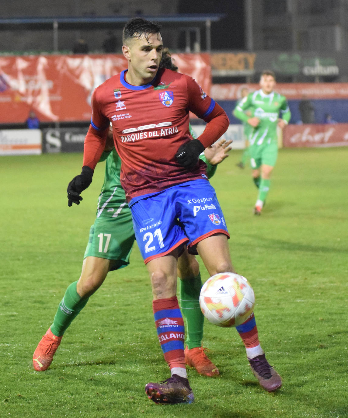 Fotos: Las imágenes del partido entre el CD Calahorra y el Cornellá