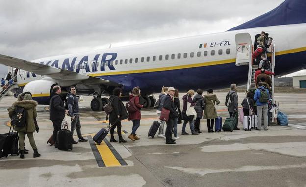 A una hora de Logroño, enlaces a Barcelona, Canarias, Sevilla, Málaga, Bruselas o Milán