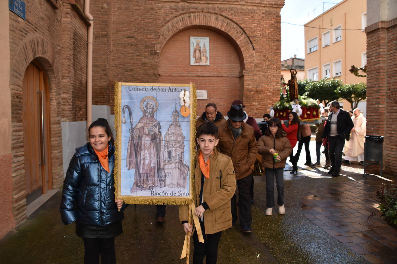 Procesión y bendición de San Antón en Rincón de Soto.