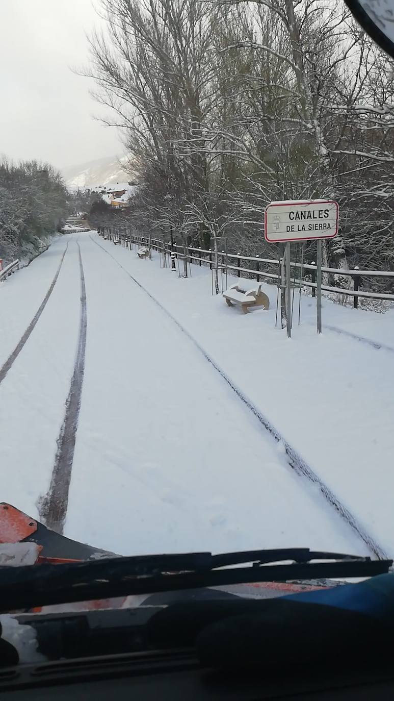 Fotos: La nieve y el hielo llegan a La Rioja