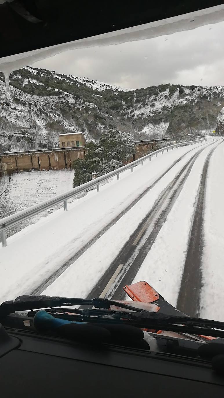 Fotos: La nieve y el hielo llegan a La Rioja