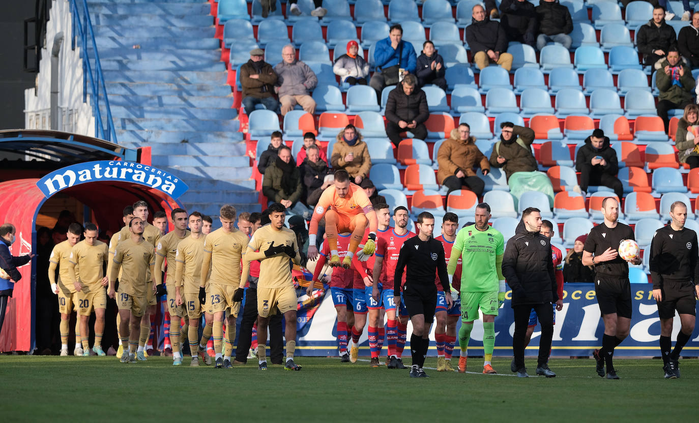 Fotos: El Calahorra cae ante el Barcelona B