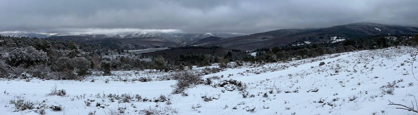 Fotos: Nieve en Ortigosa y El Rasillo