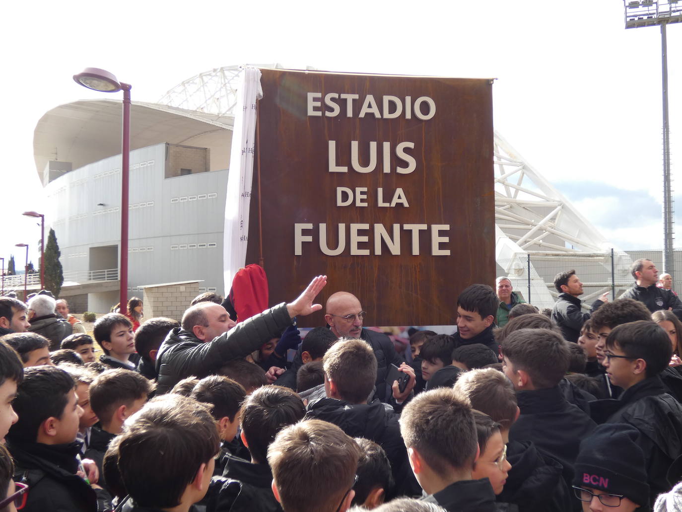 Fotos: Haro rinde un especial homenaje a su jarrero ilustre, otorgándole su nombre al campo municipal