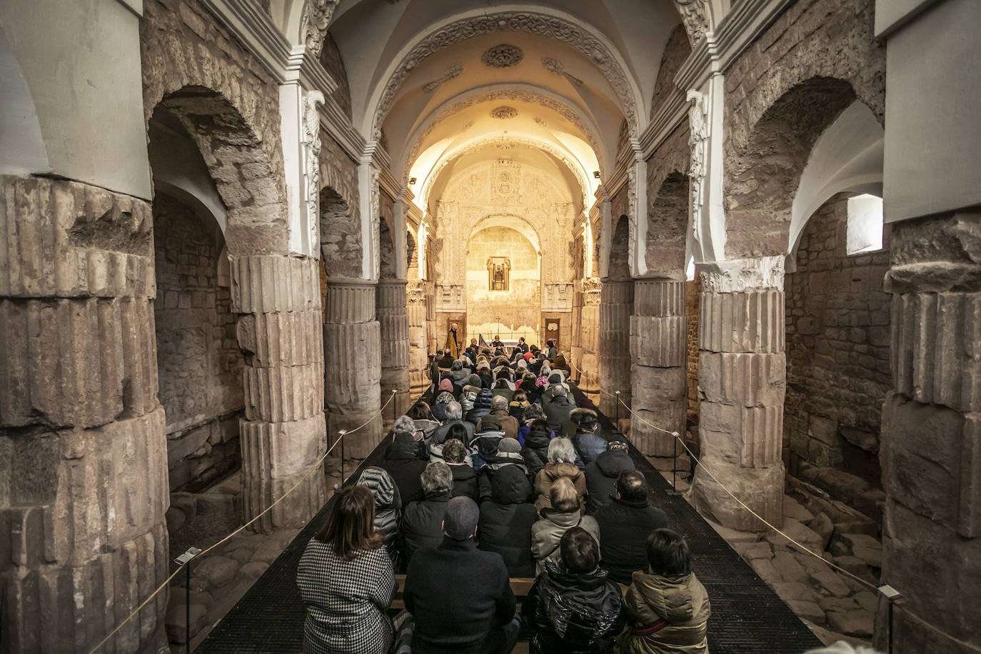 Fotos: Más voces y más lengua en la Basílica de Santa María de Arcos, en Tricio