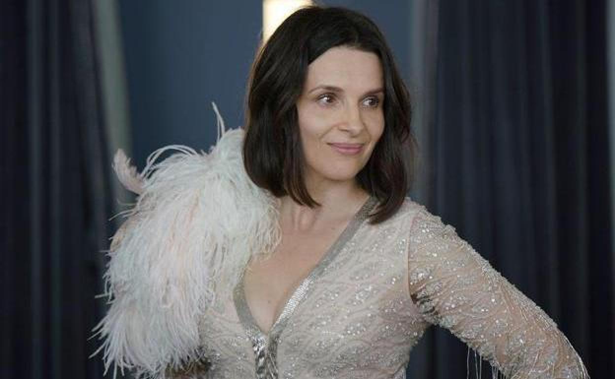 Juliette Binoche, en la serie 'Call My Agent'.