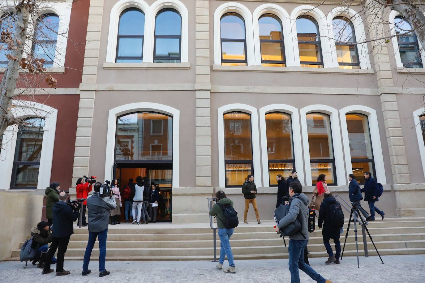 Fotos: El Sagasta recobra la vida: estudiantes y docentes estrenan el nuevo instituto