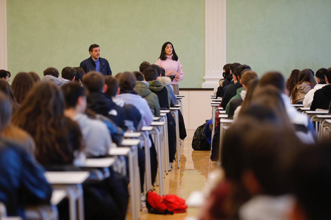 Fotos: El Sagasta recobra la vida: estudiantes y docentes estrenan el nuevo instituto