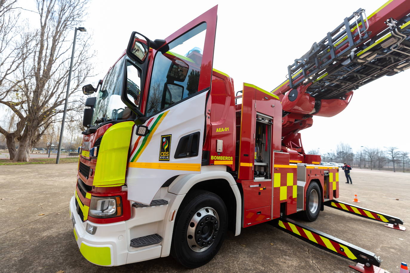 Imagen de uno de los nuevos camiones de bomberows del CEIS Rioja. 