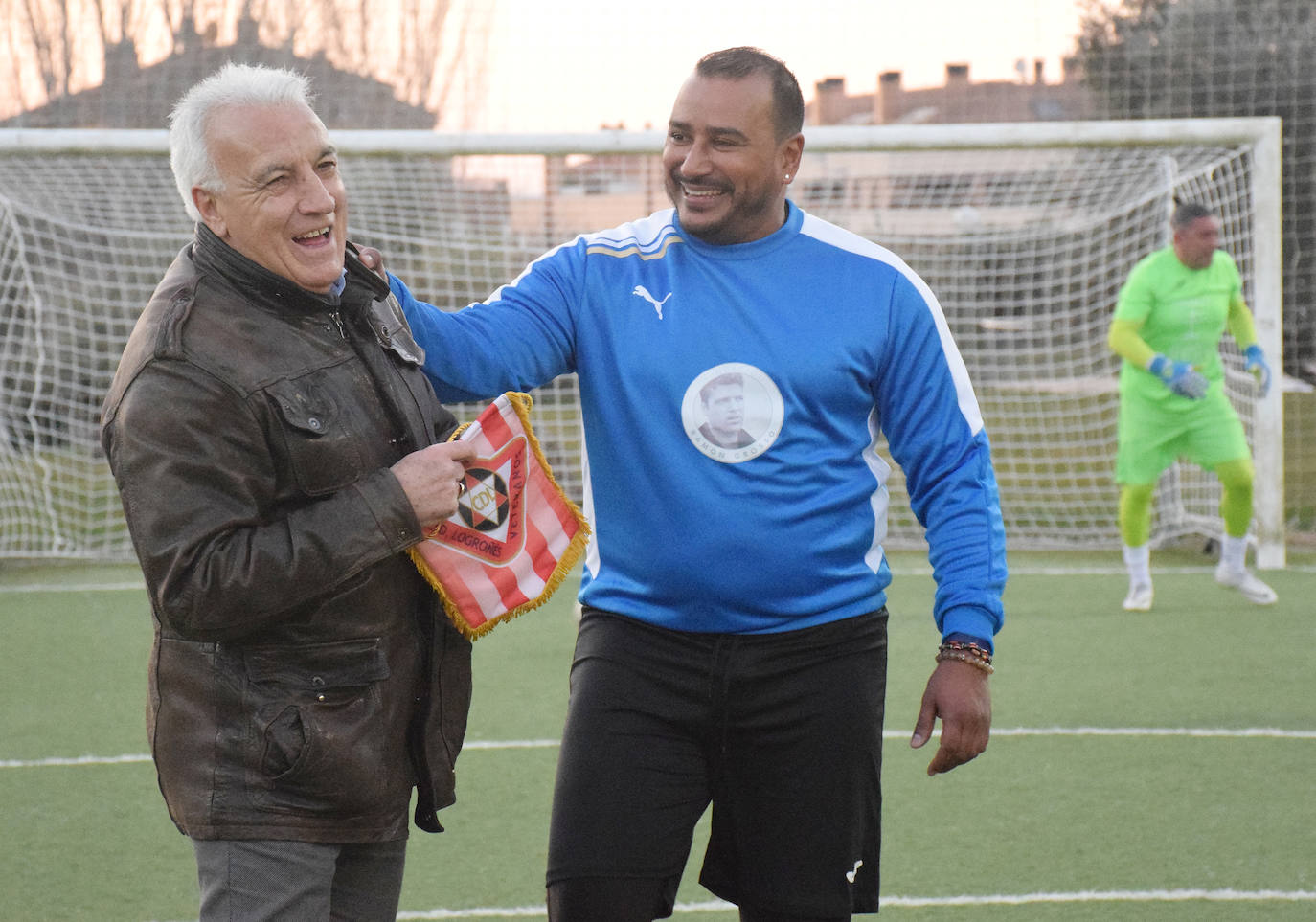 Fotos: El partido benéfico entre veteranos del Real Madrid y el Logroñés en Villamediana