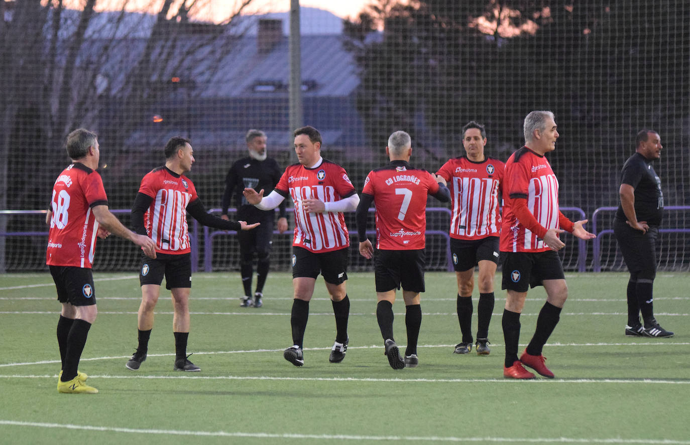 Fotos: El partido benéfico entre veteranos del Real Madrid y el Logroñés en Villamediana