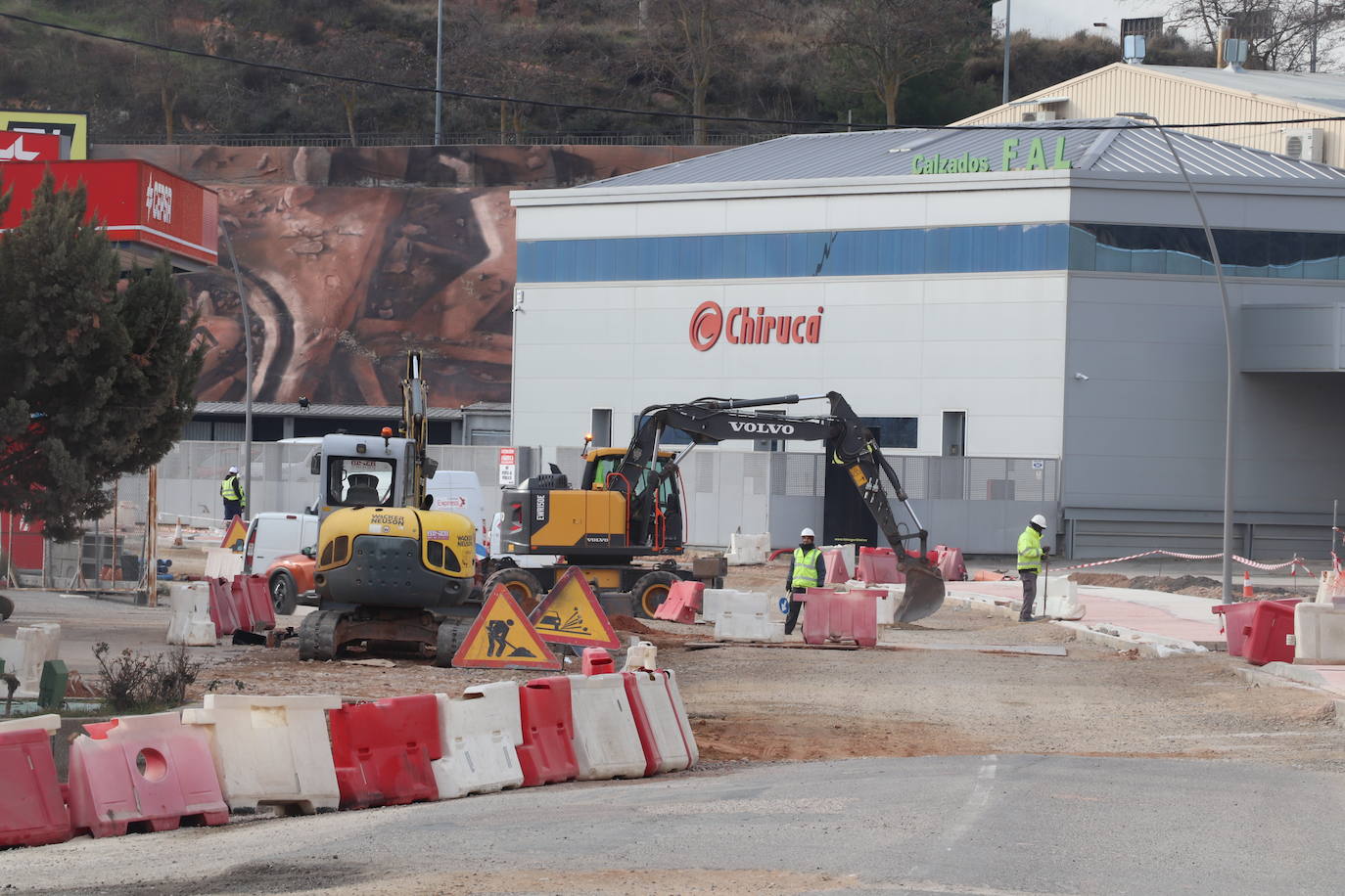 Imagen de operarios trabajando en la zona de El Raposal. 