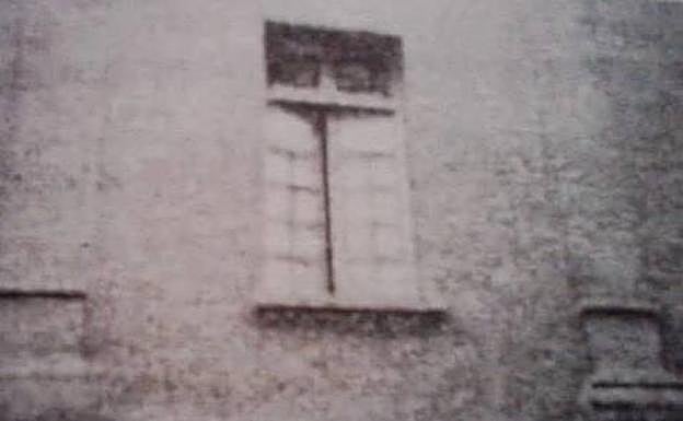 Imagen principal - Ventana, habitación e imagen de Javier Bosque.