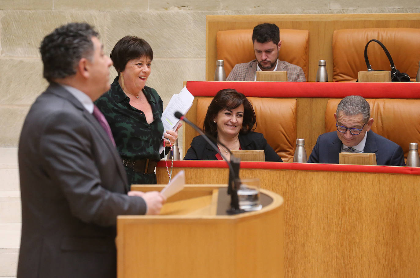 Fotos: Las imágenes del Pleno del Parlamento de La Rioja