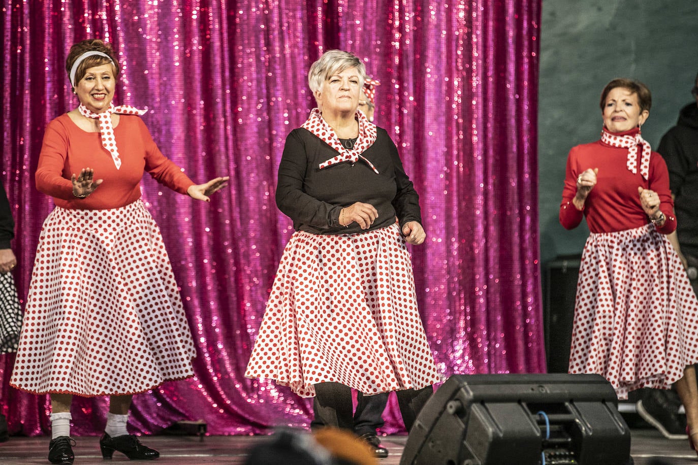 Fotos: Los mayores calientan el Carnaval