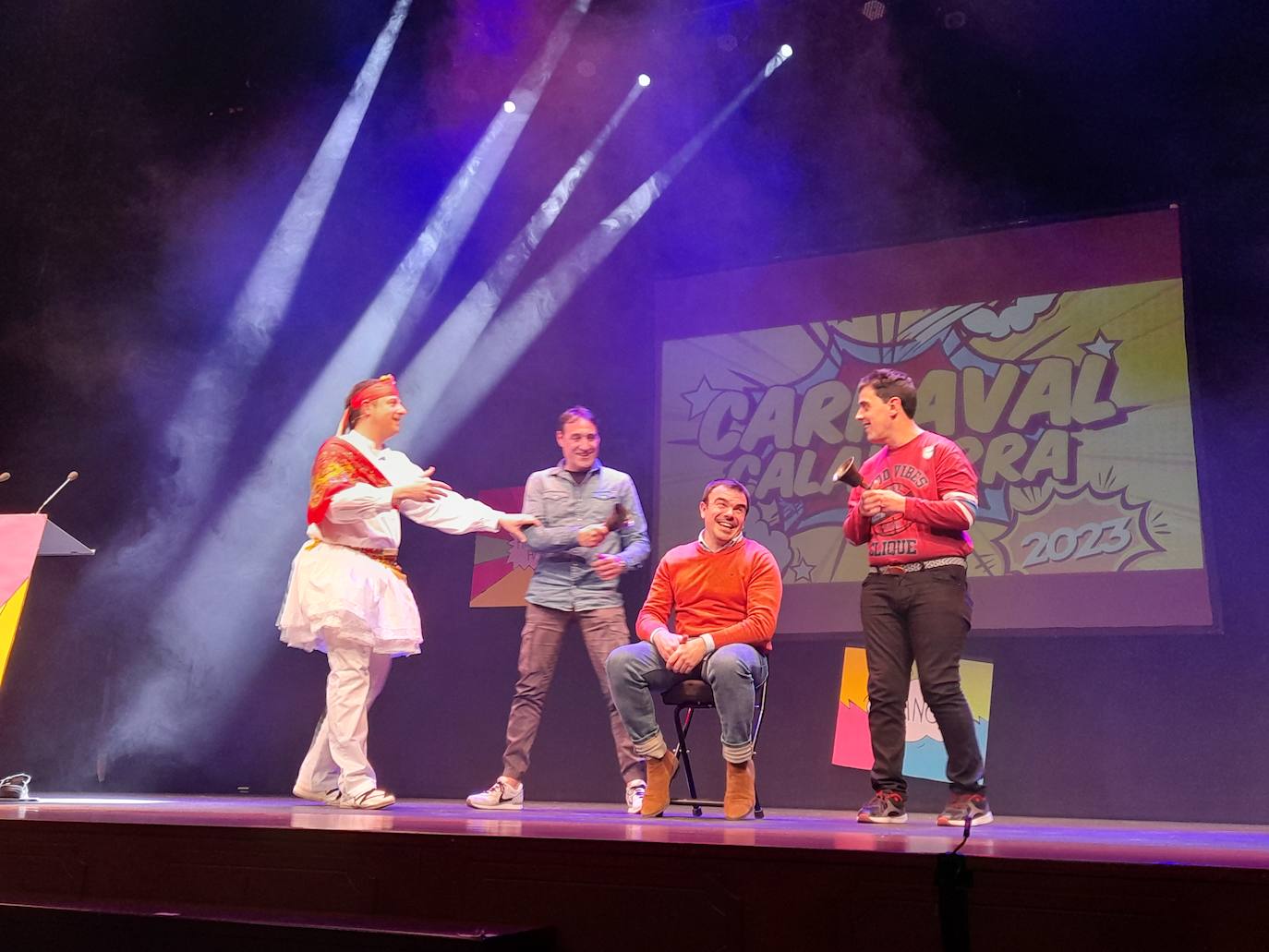 Aquaman Poseidón y Harley Quinn reinaron en el Carnaval de Calahorra. 