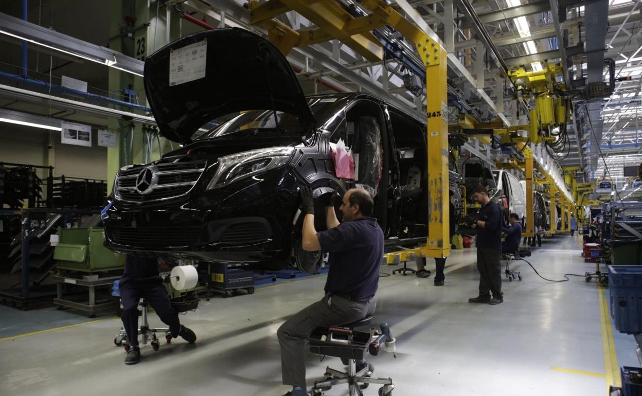 Las empresas automovilística tendrán que adaptar su producción al nuevo reglamento. 