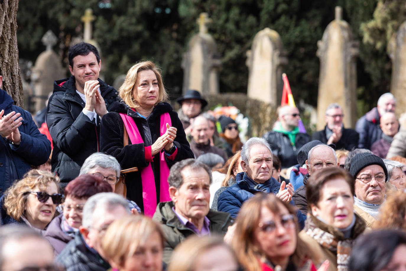 Fotos: Inauguración del memorial a los fusilados por el franquismo en Logroño