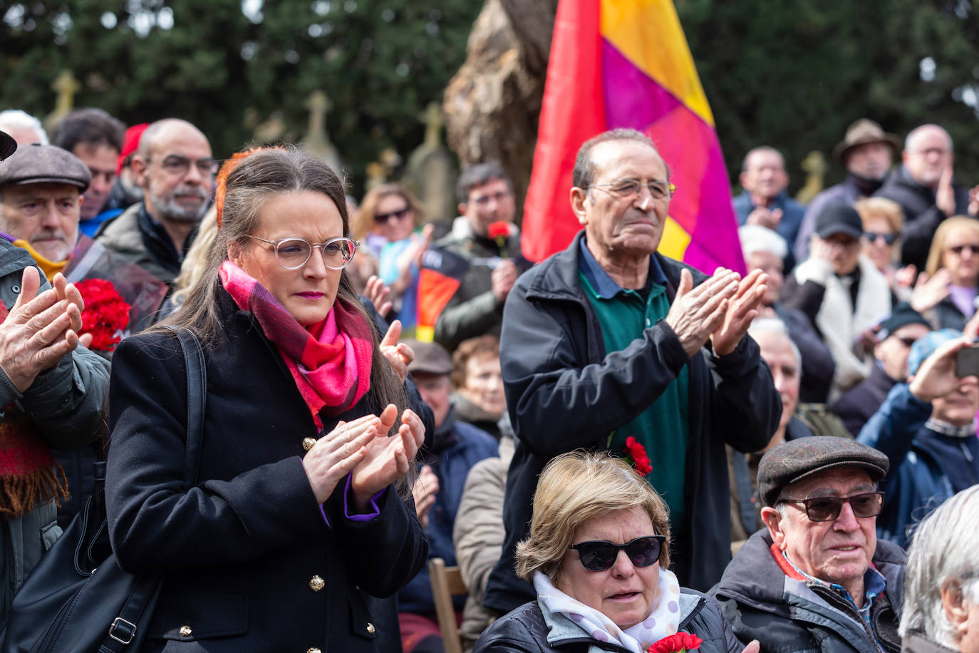 Fotos: Inauguración del memorial a los fusilados por el franquismo en Logroño