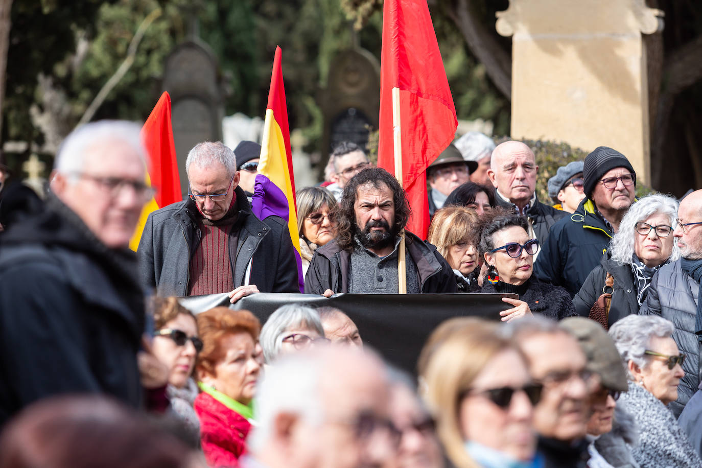 Fotos: Inauguración del memorial a los fusilados por el franquismo en Logroño