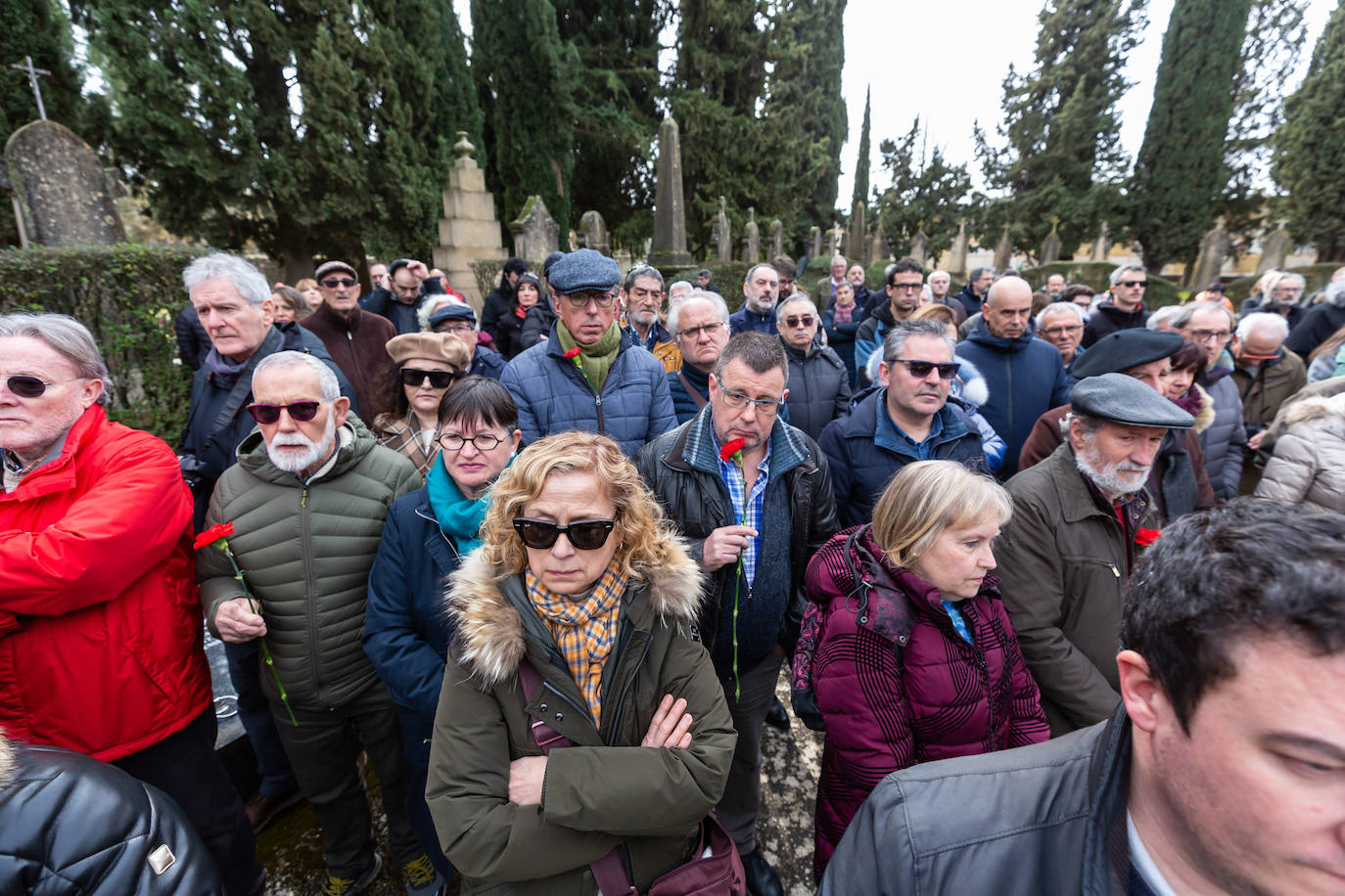 Fotos: Inauguración del memorial a los fusilados por el franquismo en Logroño