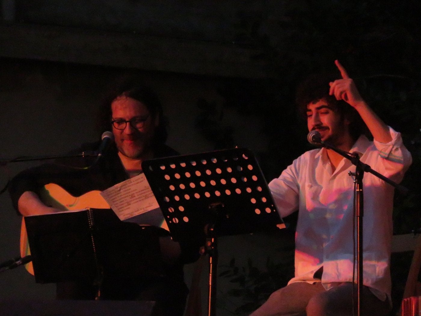 El guitarrista Dani Fernández y el cantaor Carlos Pérez reunirán a su gran banda para cerrar las fiestas. 