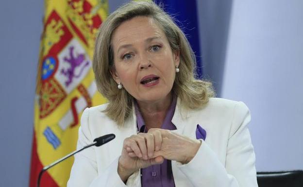 La vicepresidenta Nadia Calviño, este martes durante la rueda de prensa tras el Consejo de Ministros.